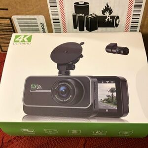 4K Ultra HD Dash Cam with Rear Camera
